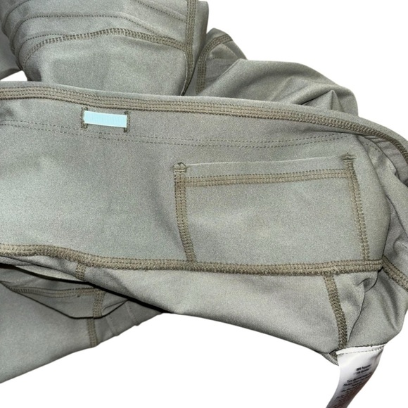 Eddie Bauer Ribbed Moto Olive Green Crop Leggings Women’s M Hiking Outdoor Pants - Picture 3 of 12